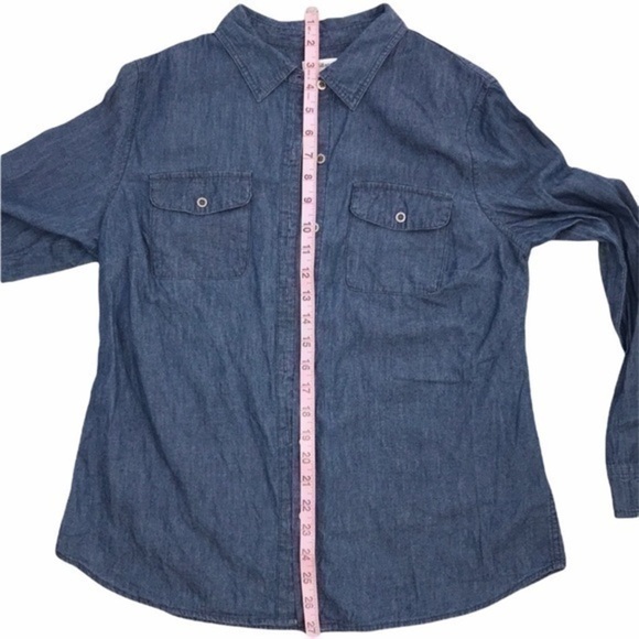 Croft & Barrow Chambray Button Down Shirt - Picture 5 of 7